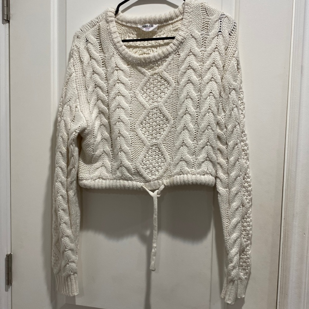 Double Zero size small cropped white knit sweater